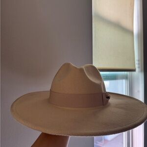 Cream Wide Brim Hat with Pink Band